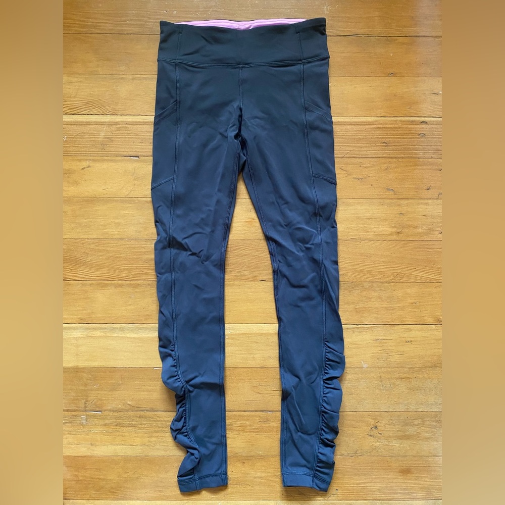 LULULEMON gray and pink leggings